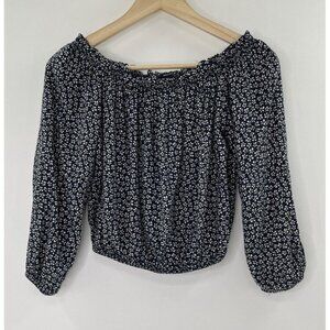 Brandy Melville Maura Crop Top Navy Floral‎ Puff Sleeve  One Size Cottagecore